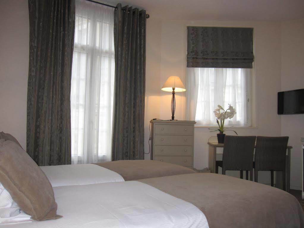 Hotel Le Fer A Cheval Trouville-sur-mer Exteriör bild